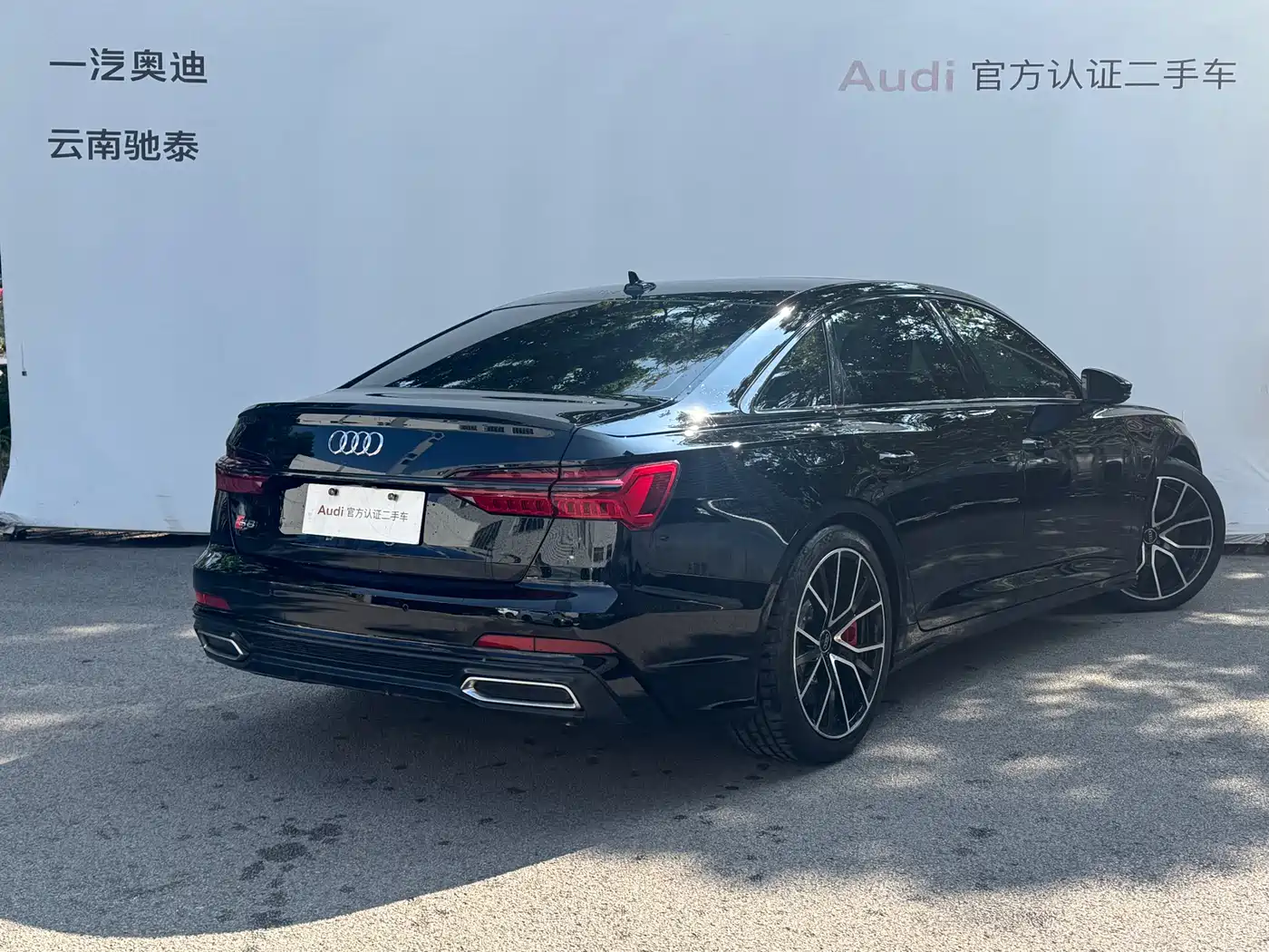 Audi A6L 2024 55 TFSI quattro Exclusive Dynamic фото 6