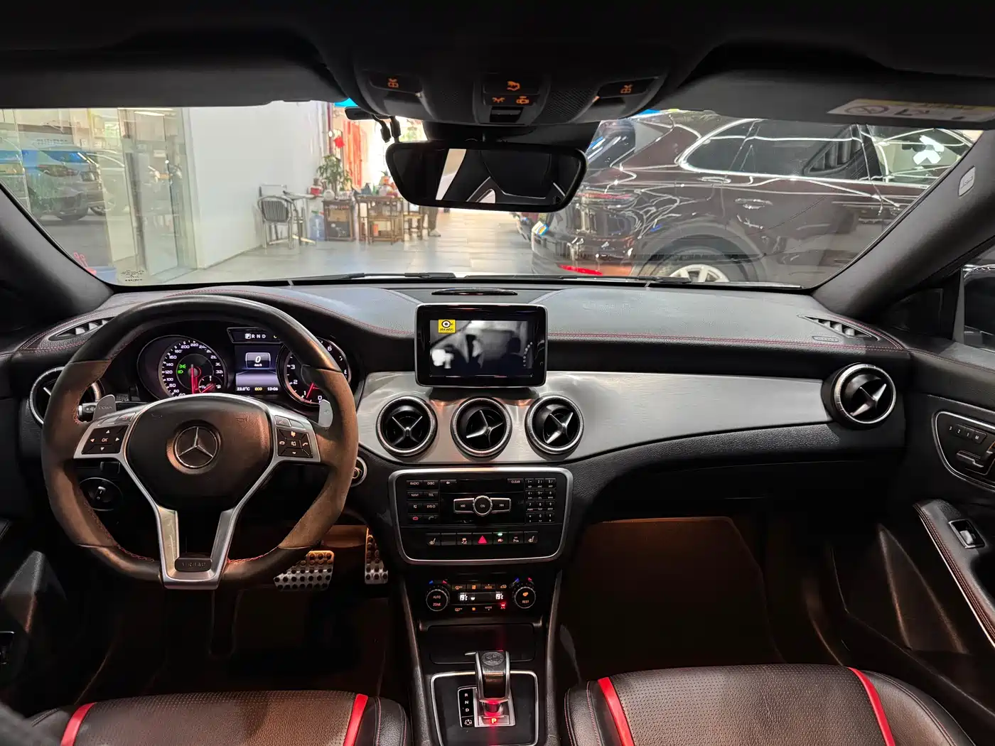 Mercedes-Benz CLA AMG 2014 AMG CLA 45 4MATIC фото 10
