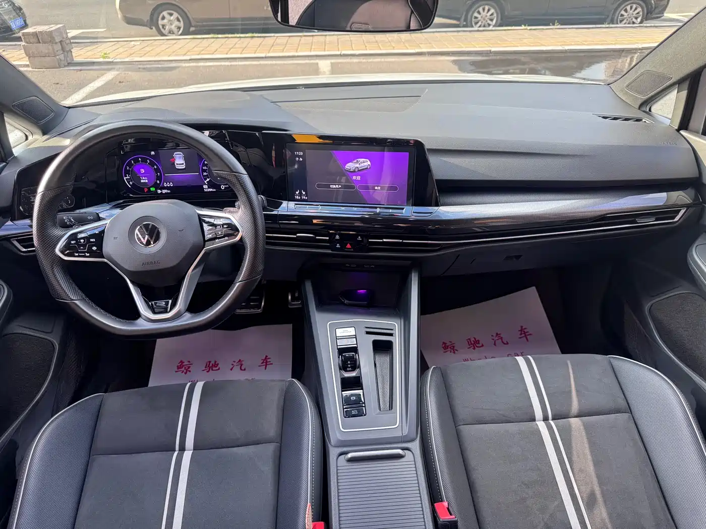 Volkswagen Golf 2021 280TSI DSG R-Line фото 4
