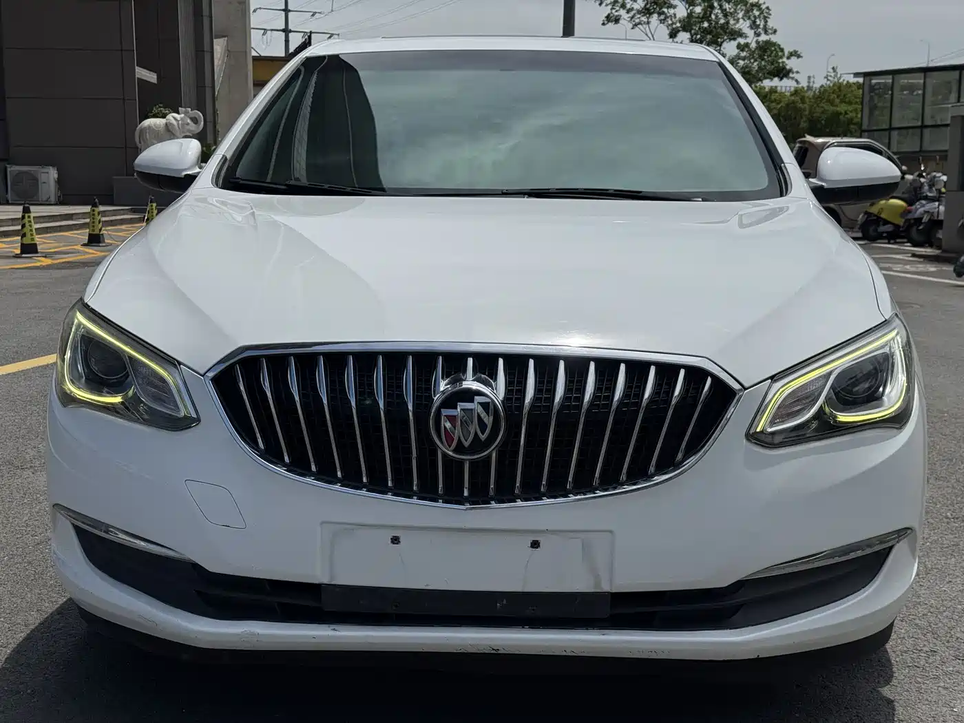 Buick Excelle 2016 15N Automatic Elite фото 2