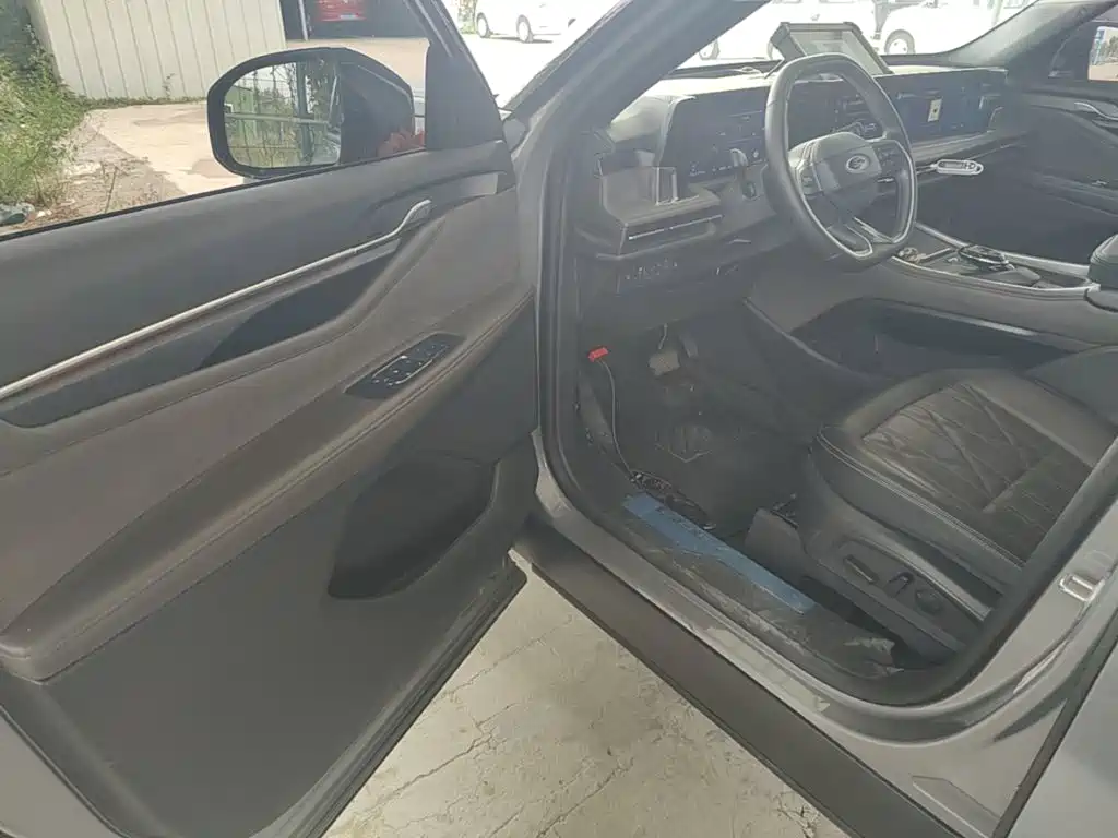 Ford Edge 2025 2026 Edge L 2.0T EcoBoost E Hybrid AWD 7-Seat Premium