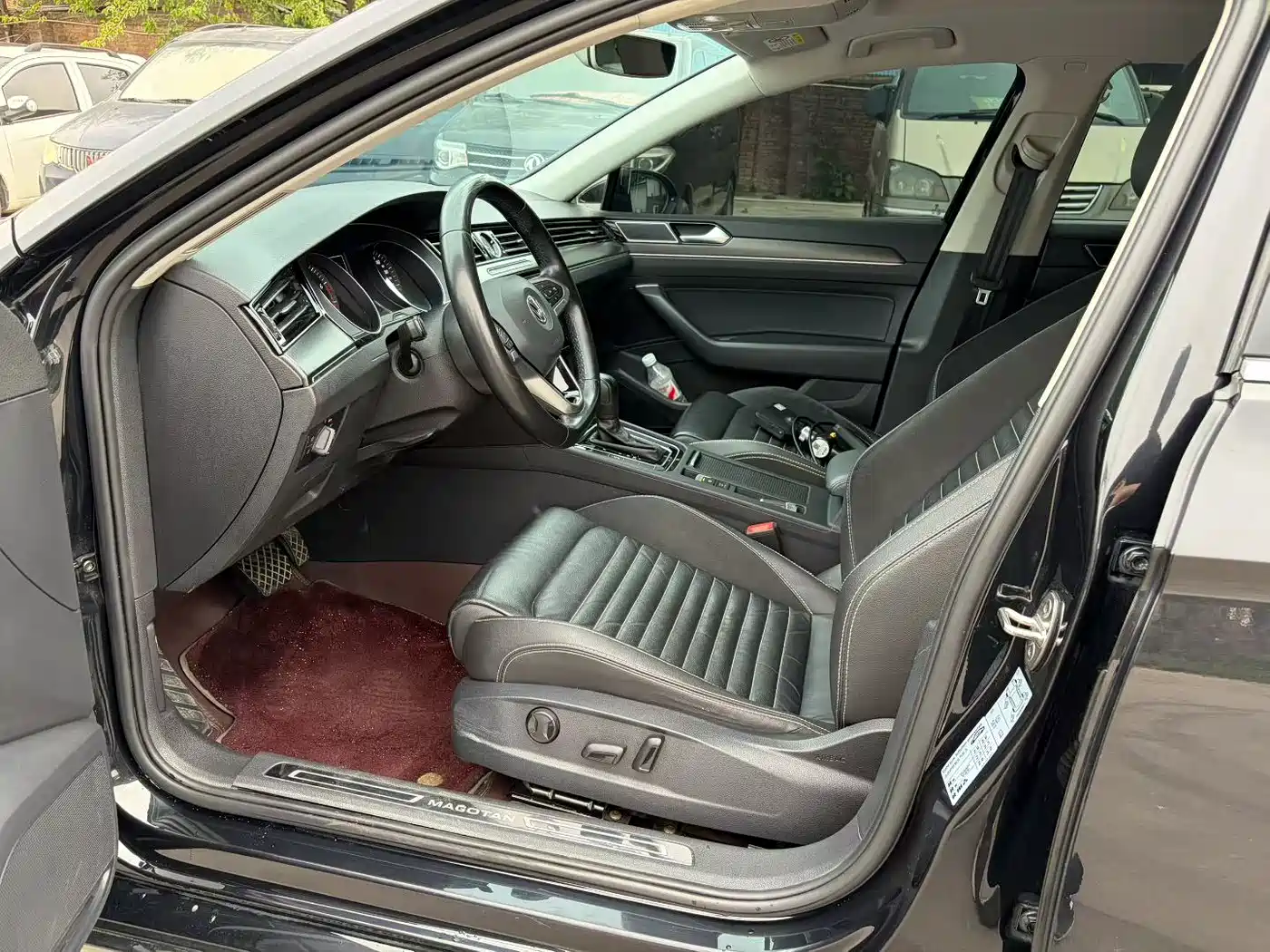 Volkswagen Magotan 2020 330TSI DSG Leading фото 3