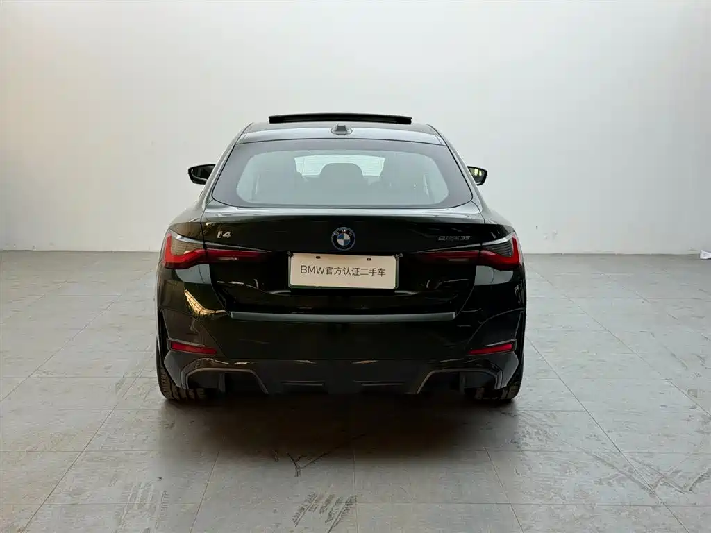 BMW i4 2023 eDrive35 фото 5