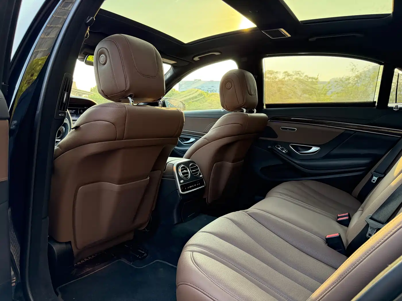 Mercedes-Benz S-Class 2016 S 320 L Luxury фото 8
