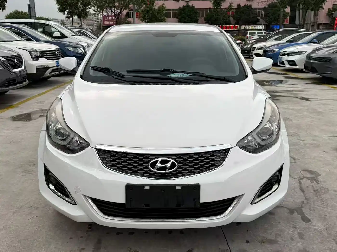 Hyundai Langdong 2016 1.6L Automatic Smart Edition фото 2