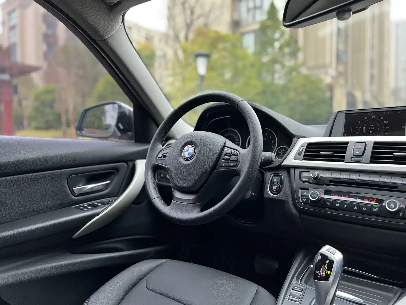 BMW 3 Series 2015 320i Super Joy Fashion фото 13