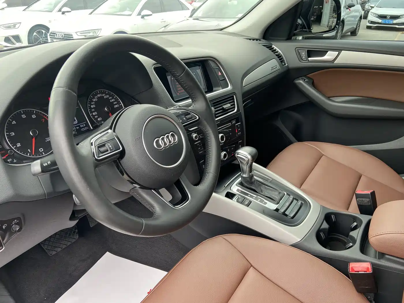 Audi Q5 2016 40 TFSI Progressive Model фото 14