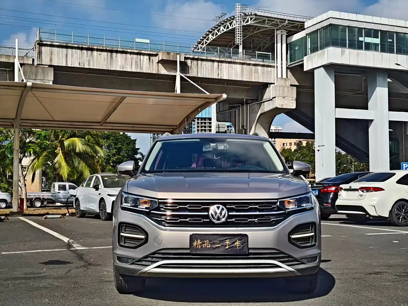 Volkswagen Tayron 2019 Expedition 280TSI 2WD Luxury (China VI) фото 2
