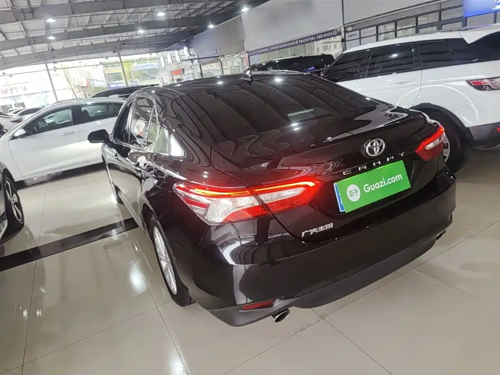 Toyota Camry 2023 2.0GVP Leading Edition фото 5