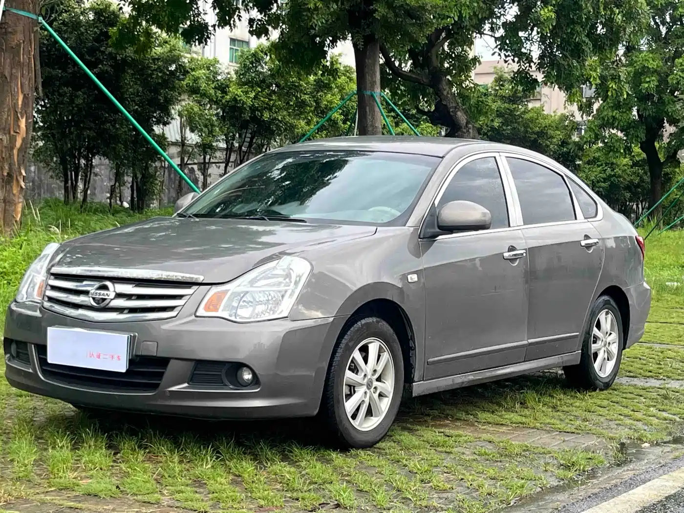 Photo 2 - Nissan Sylphy