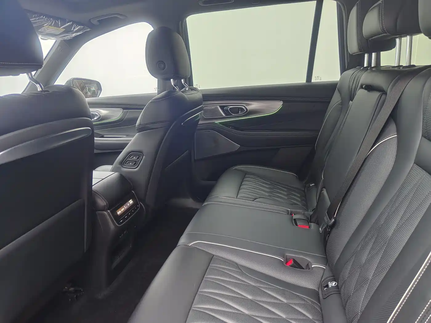 GAC Trumpchi Trumpchi GS8 2022 Pilot Series 2.0TGDI 2WD Premium Edition (7-Seater) фото 10