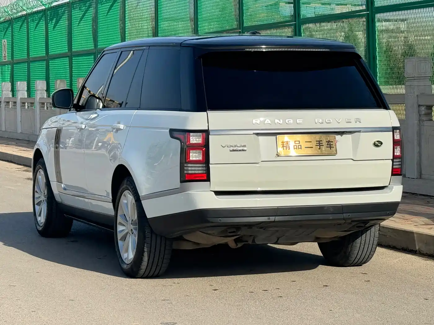 Фото 18 - Land Rover Range Rover