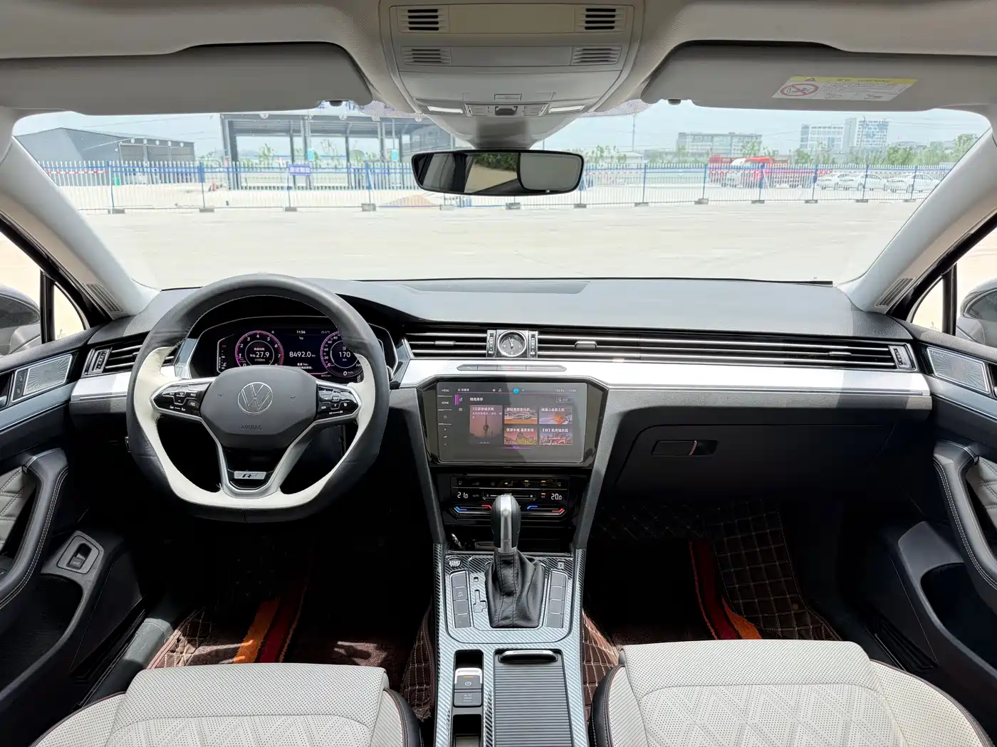 Volkswagen Magotan 2025 Popular Edition 330TSI DSG Luxury фото 18