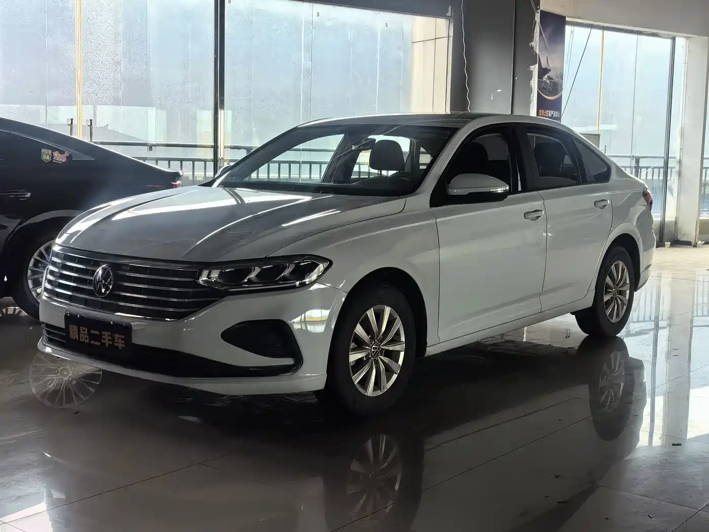 Volkswagen Lavida 2023 Facelift 1.5L Auto Comfort Edition фото 3