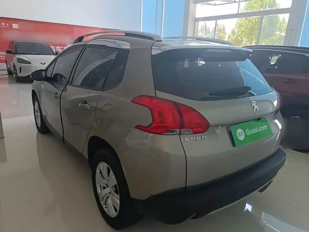 Фото 5 - Peugeot 2008