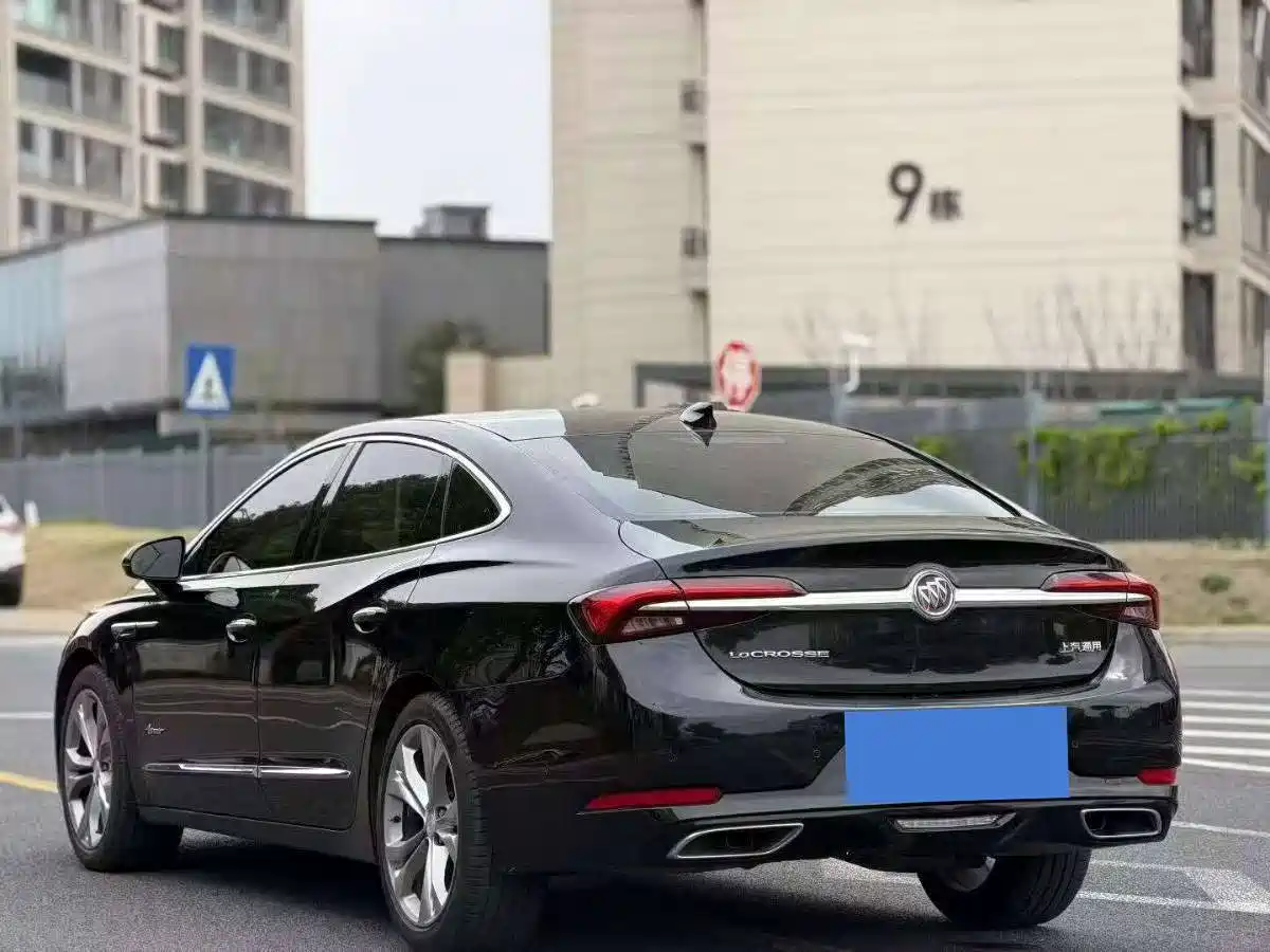 Buick LaCrosse 2022 Avenir First Edition фото 9