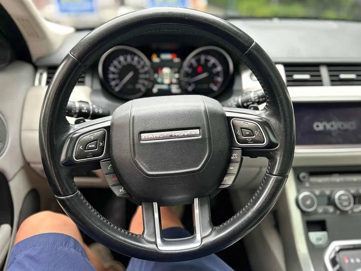 Land Rover Range Rover Evoque (Import) 2012 2012 2.0T 5-door Dynamic Edition