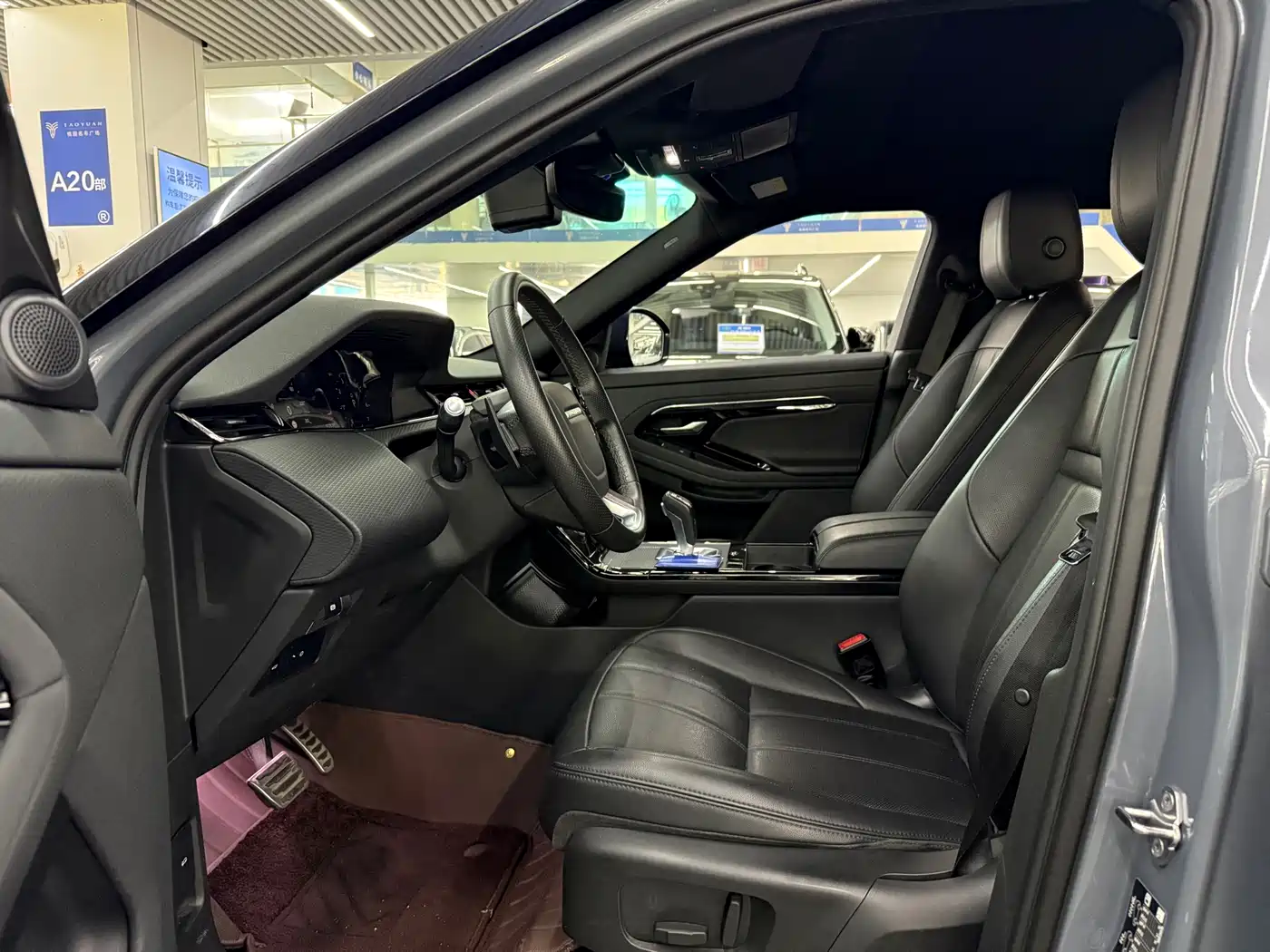 Land Rover Range Rover Evoque 2021 Range Rover Evoque L 249PS R-Dynamic S Performance Edition фото 7