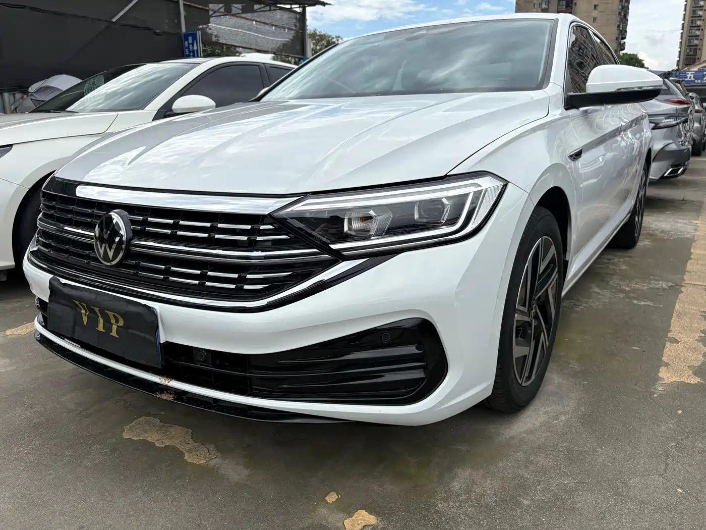 Volkswagen Sagitar 2023 300TSI DSG Surpassing Edition