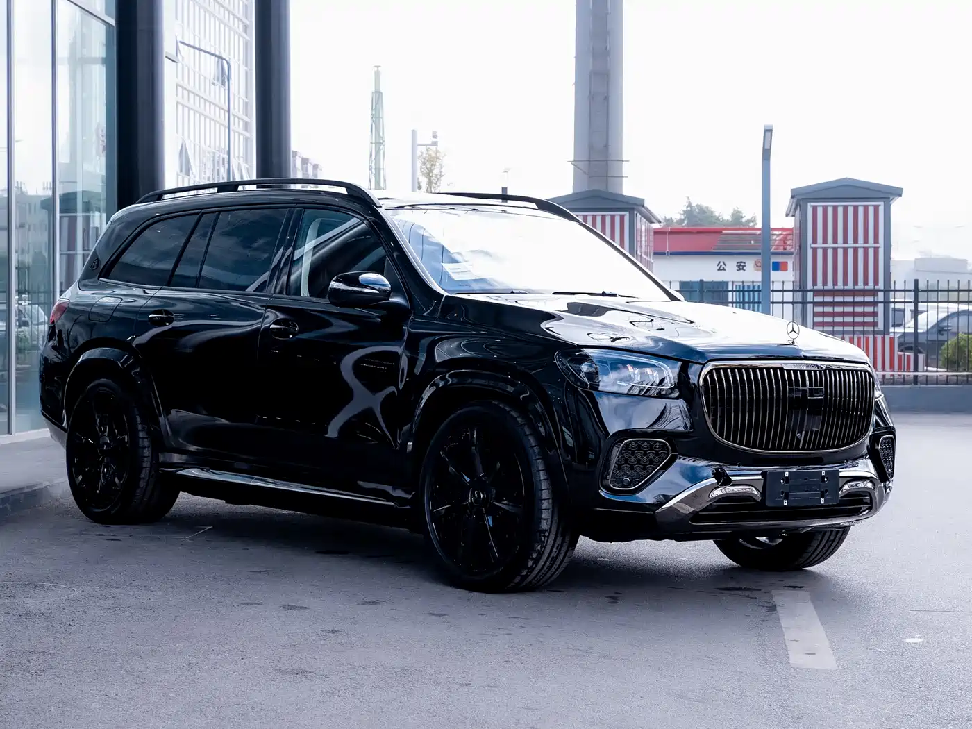 Mercedes-Benz Maybach GLS 2025 GLS 600 4MATIC Liyue Edition фото 3