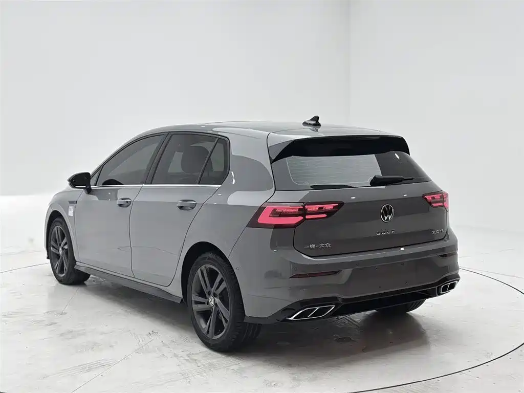 Volkswagen Golf 2021 280TSI DSG R-Line фото 4