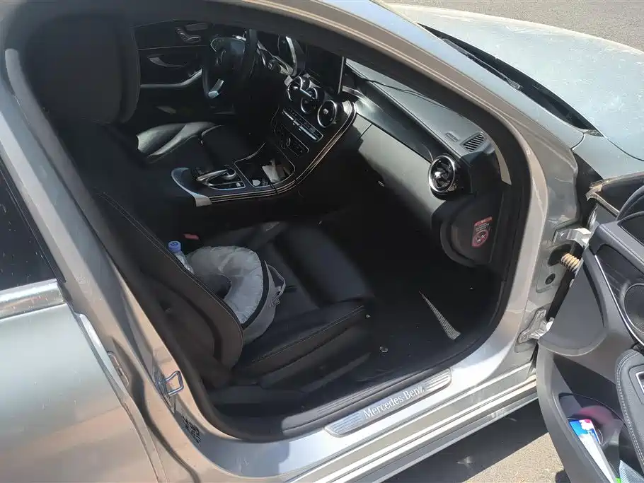 Mercedes-Benz C-Class 2017 Facelift C 200 L Sport Edition фото 8