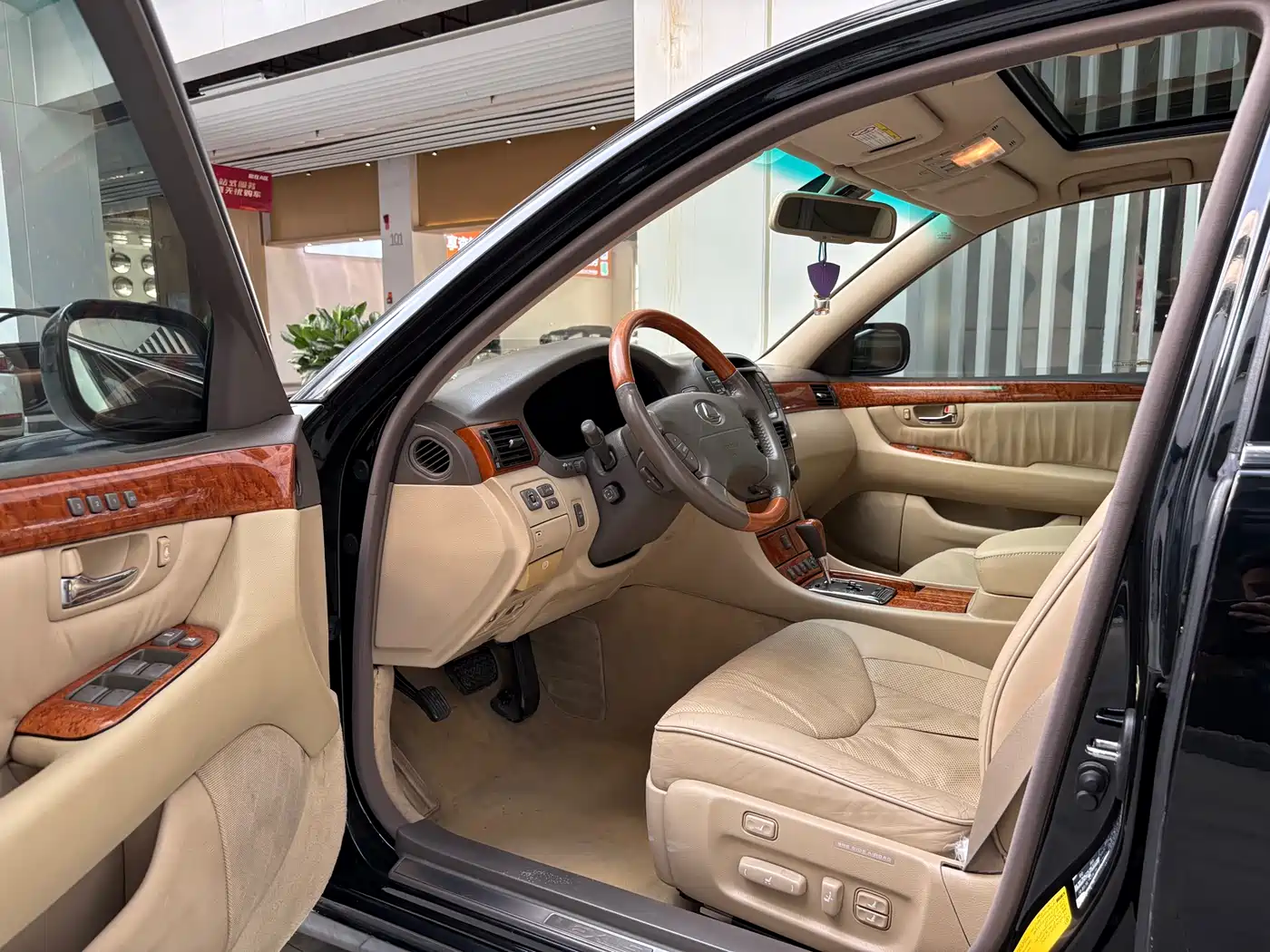 Lexus LS 2005 2005 430