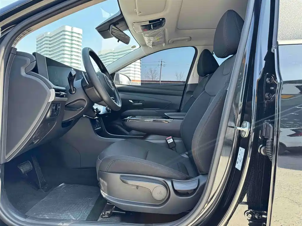 Hyundai Tucson 2025 Tucson L 1.5T Elite фото 23