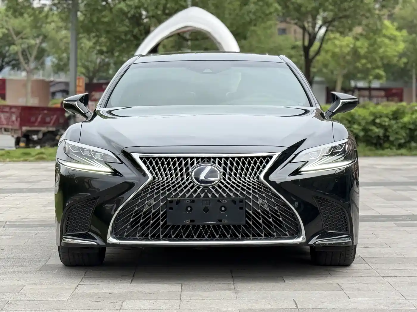 Lexus LS 2020 500h Luxury (China V) фото 2