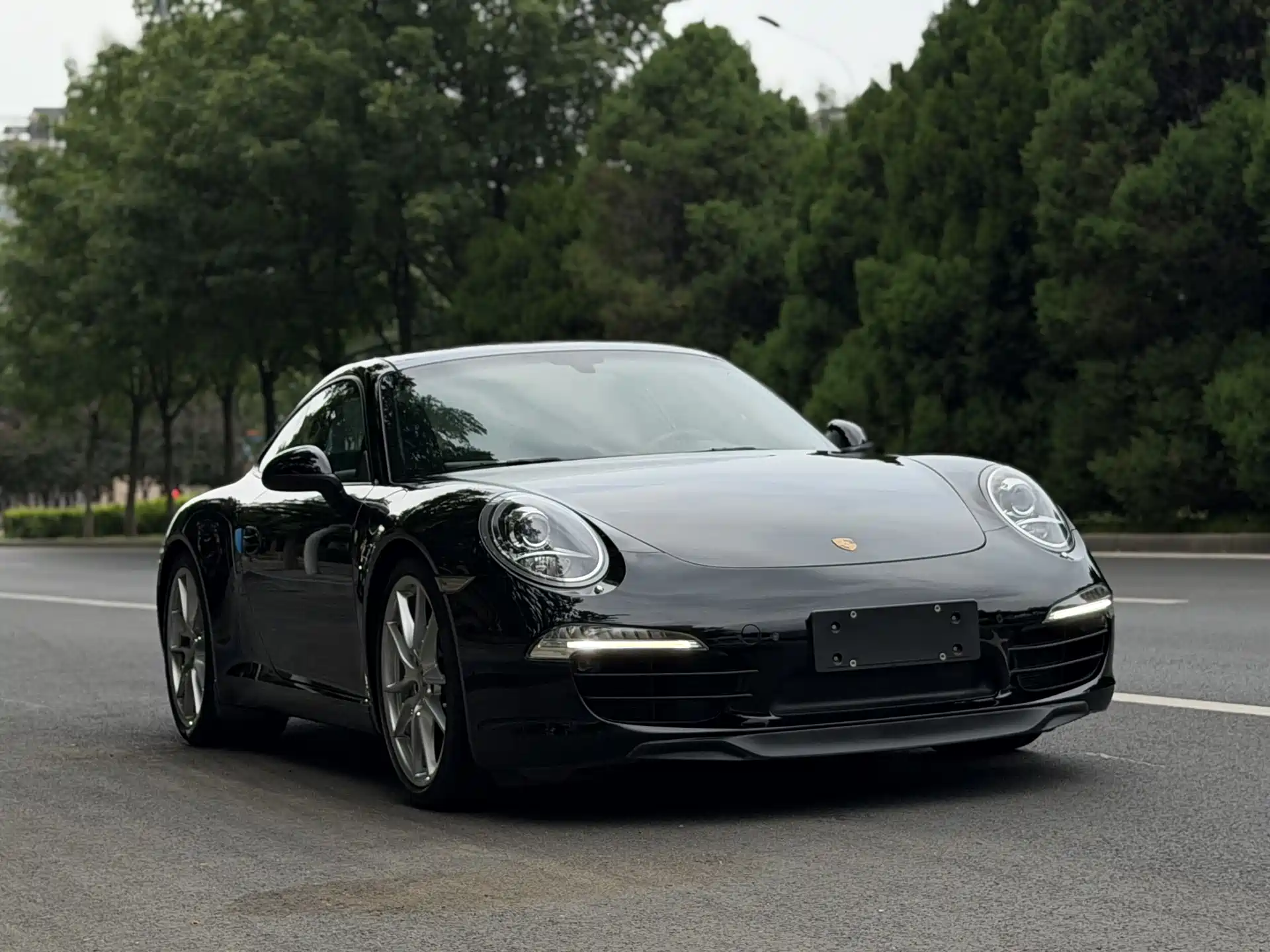 Фото 2 - Porsche 911