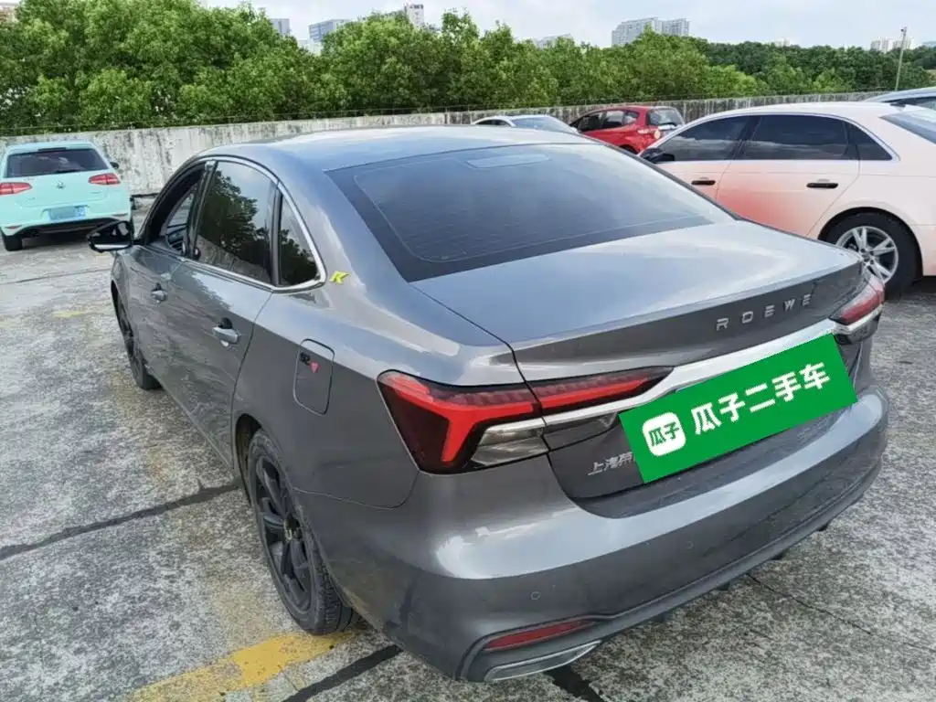 Roewe i6 MAX 2021 2020 Model 300TGI Automatic Cool & Smart Edition