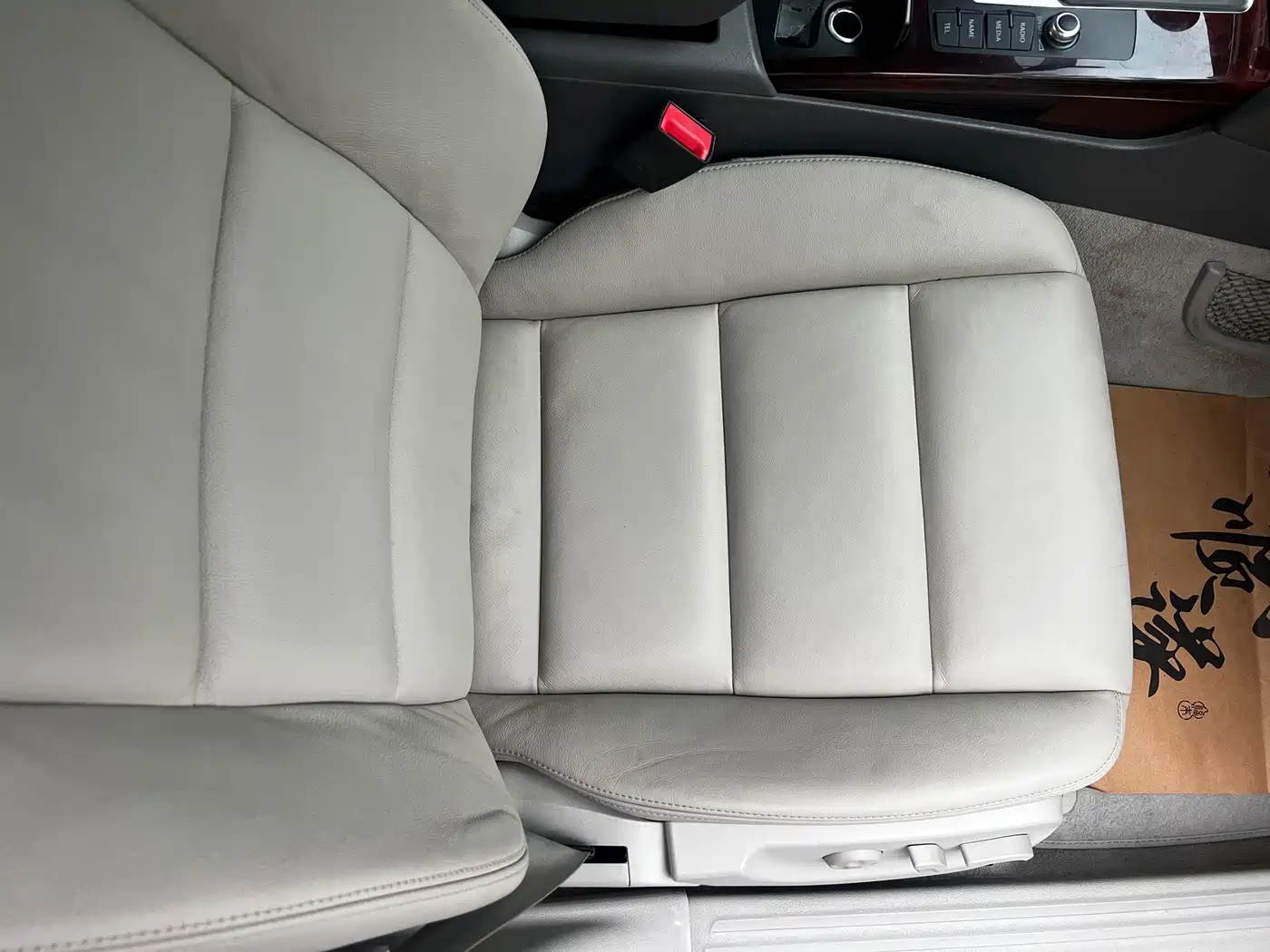 Фото 24 - Audi A6L