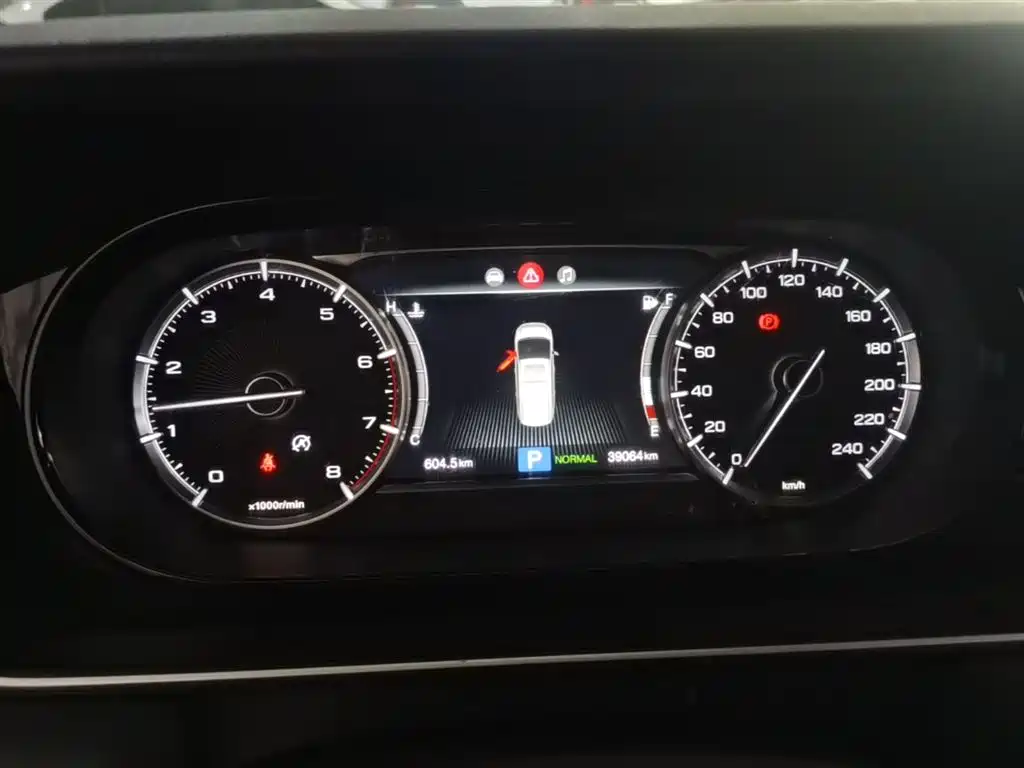 GAC Trumpchi Trumpchi M6 2021 270T DCT Luxury Edition (7-Seater) фото 12