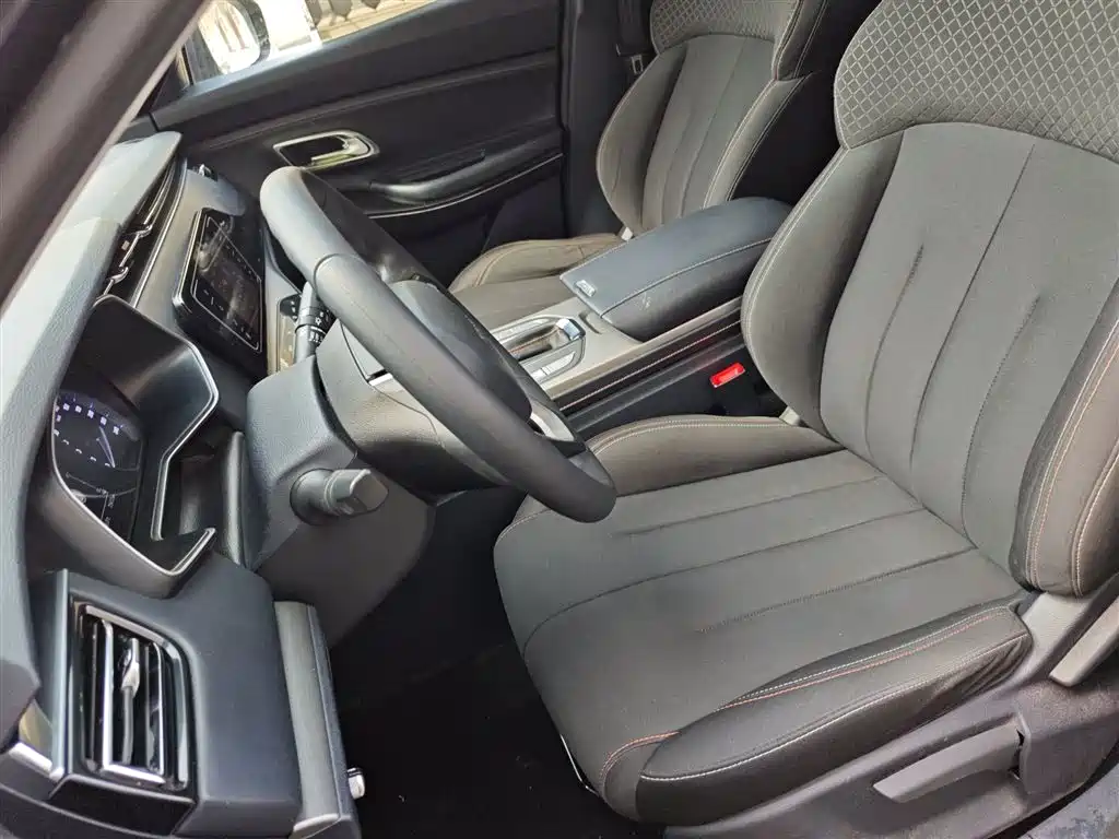 صورة 15 - Changan Oshan X7