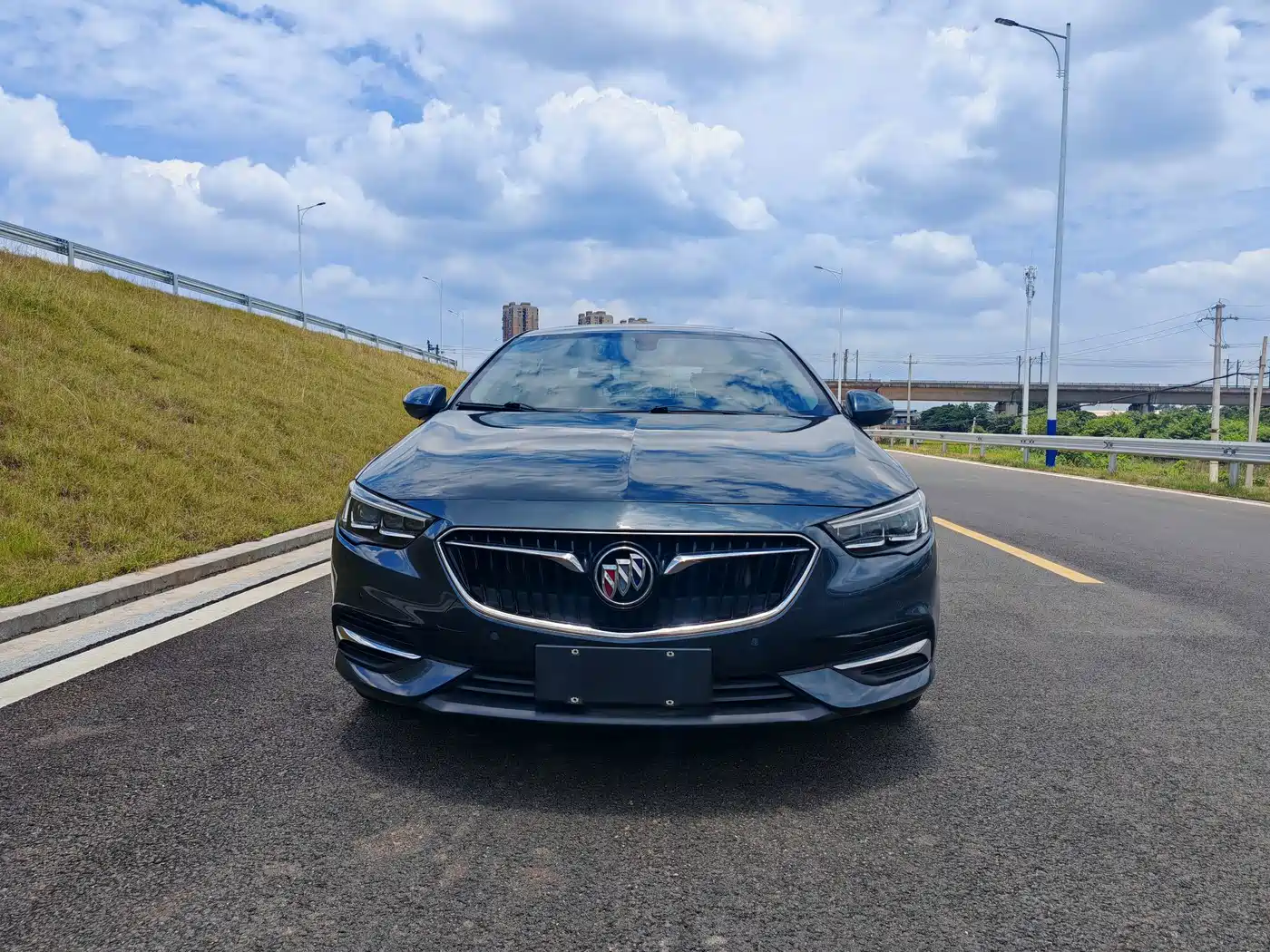 Фото 2 - Buick Regal