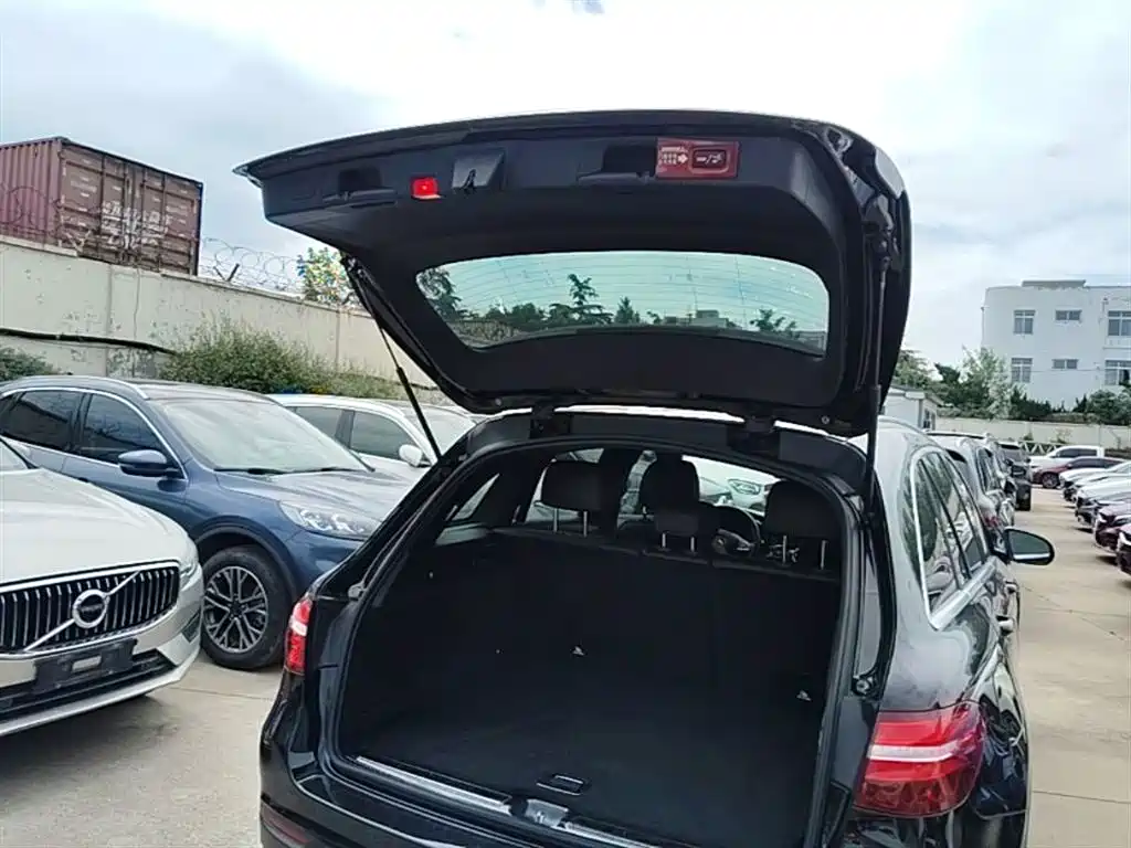 Mercedes-Benz GLC 2016 GLC 260 4MATIC Luxury фото 19