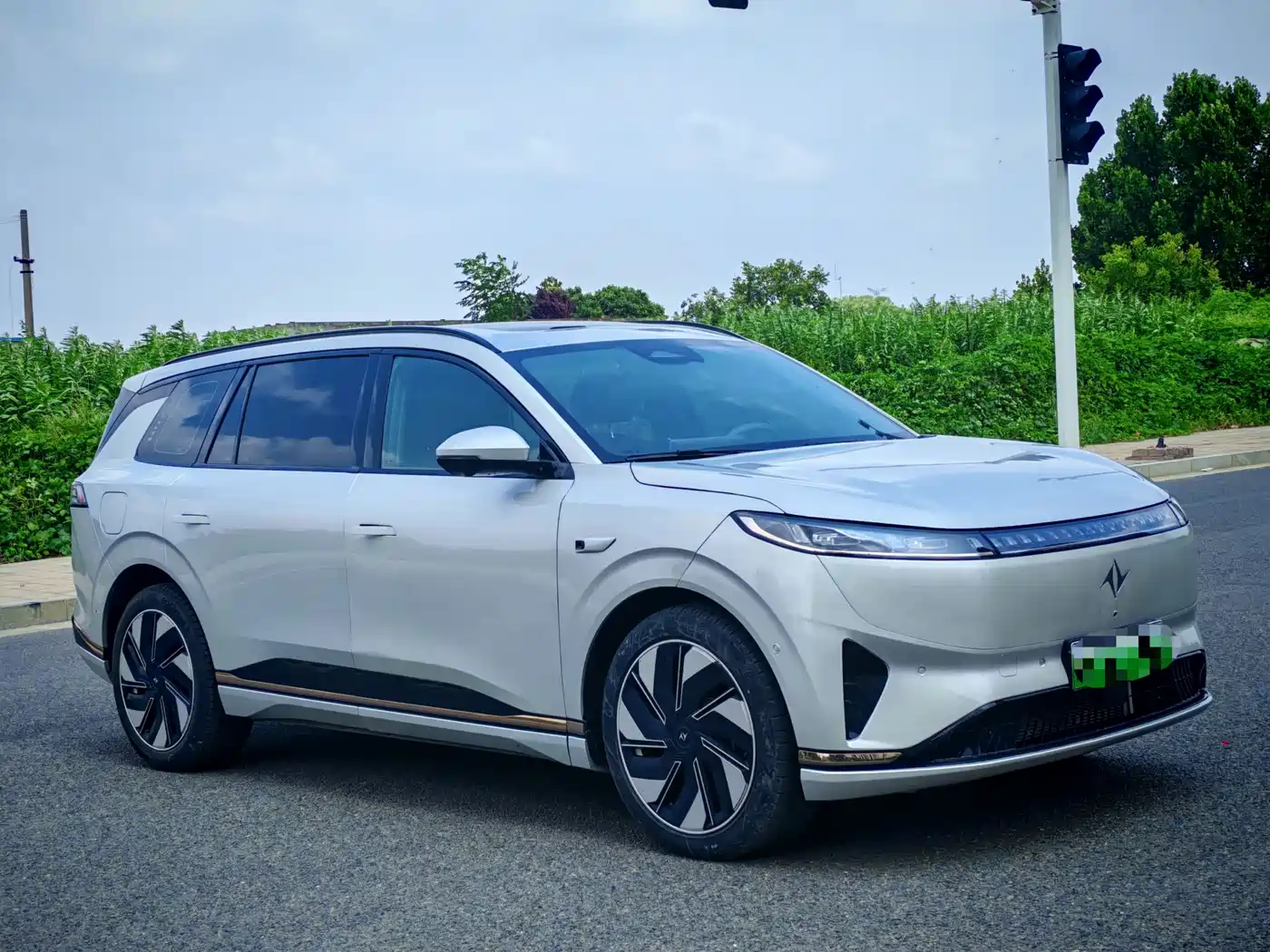 2026 Dongfeng Yipai eπ008