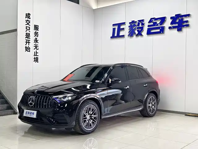 MERCEDES-BENZ GLC AMG