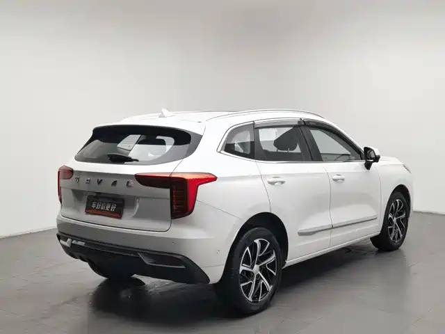 Haval First Love 2021 1.5T Automatic Premium Edition — фото 2