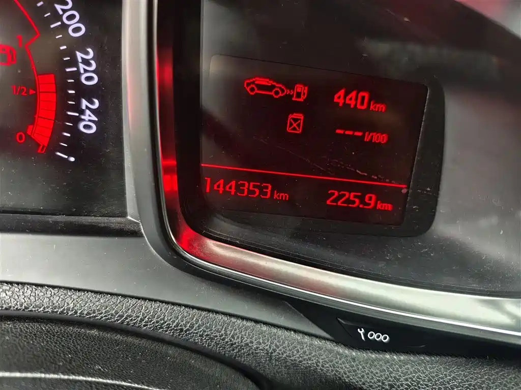 DS 4S 2016 2016 Model 1.6T Automatic Smart Enjoy Edition THP160