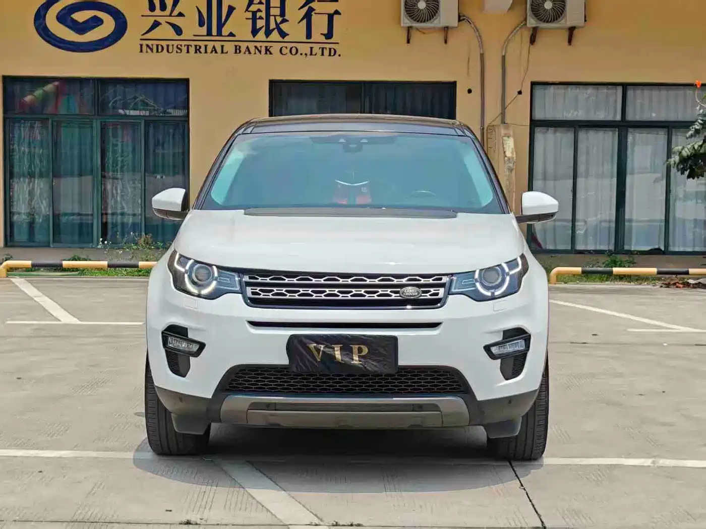Land Rover Discovery Sport 2019 240PS SE Edition China V фото 11