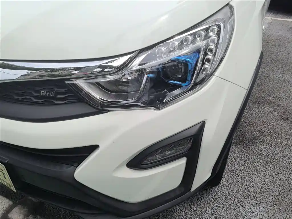 BYD Yuan 2016 1.5TID Automatic Luxury фото 24