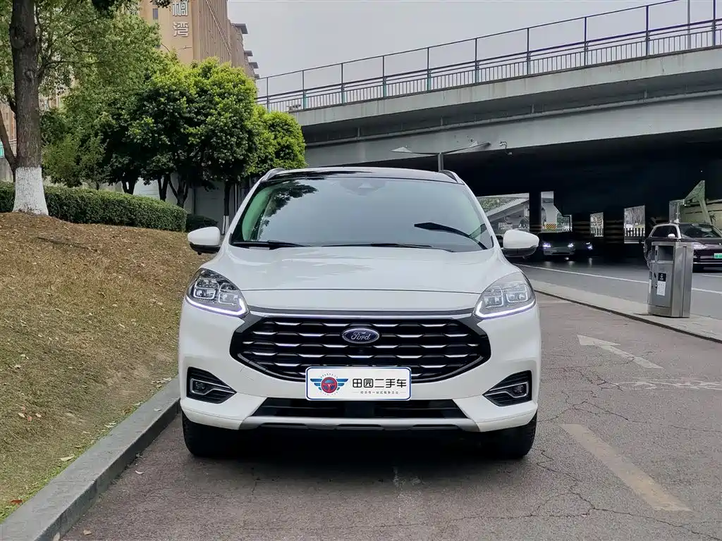 FORD RUIJI