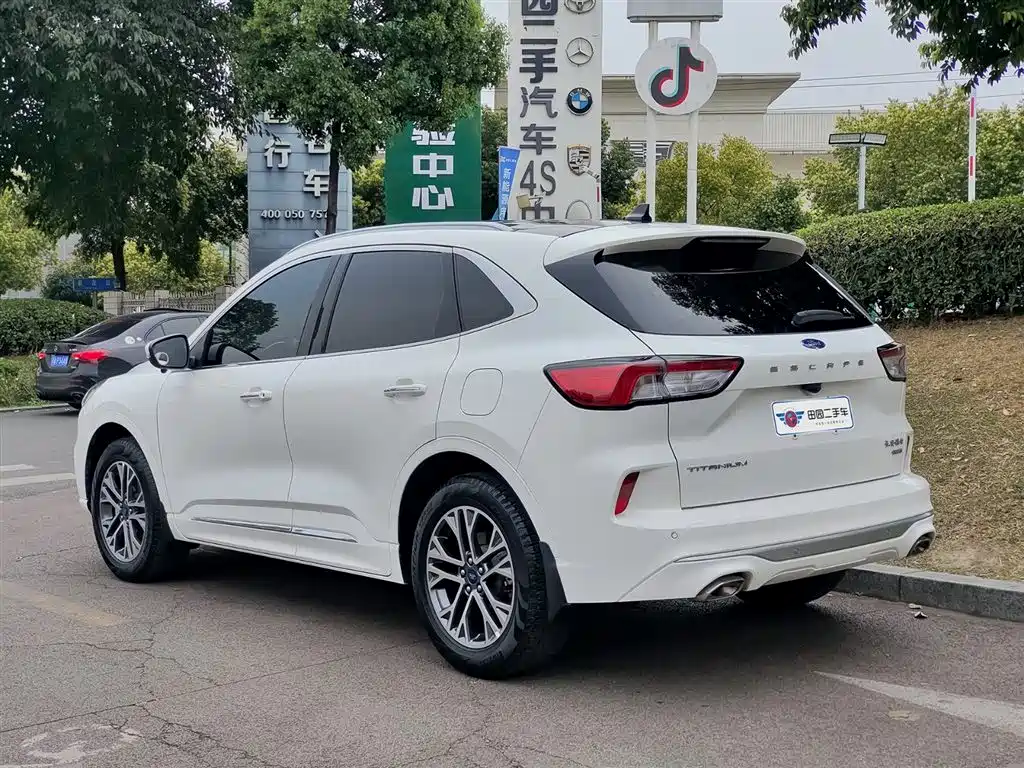 FORD RUIJI
