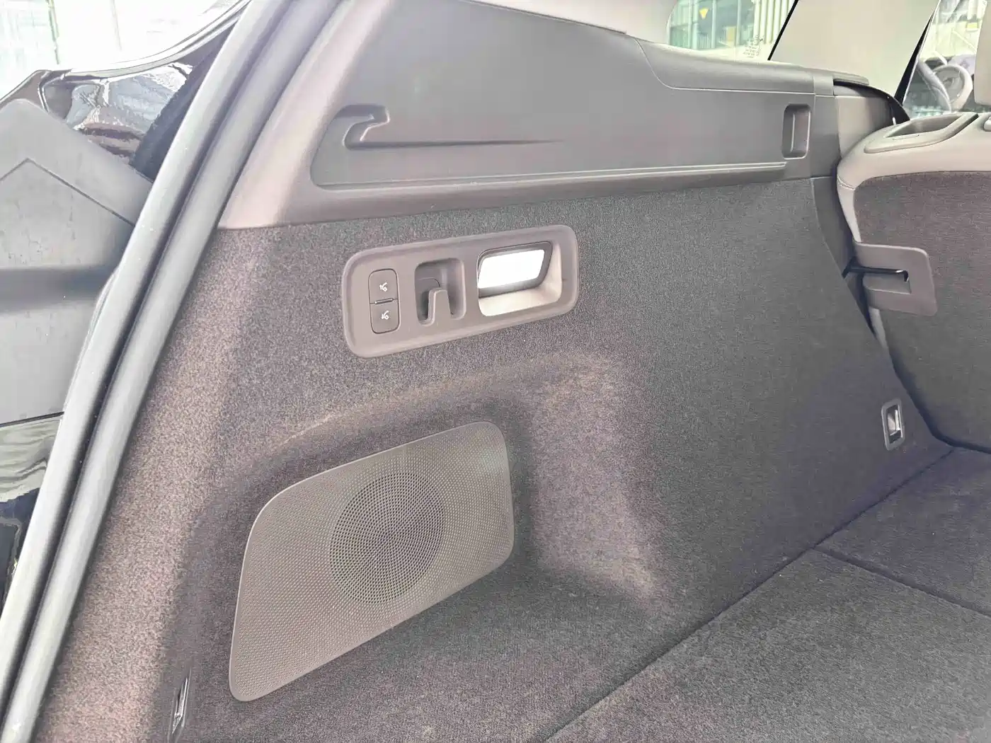 AITO Wenjie AITO M7 2026 Extended Range Ultra AWD 5-Seater фото 26