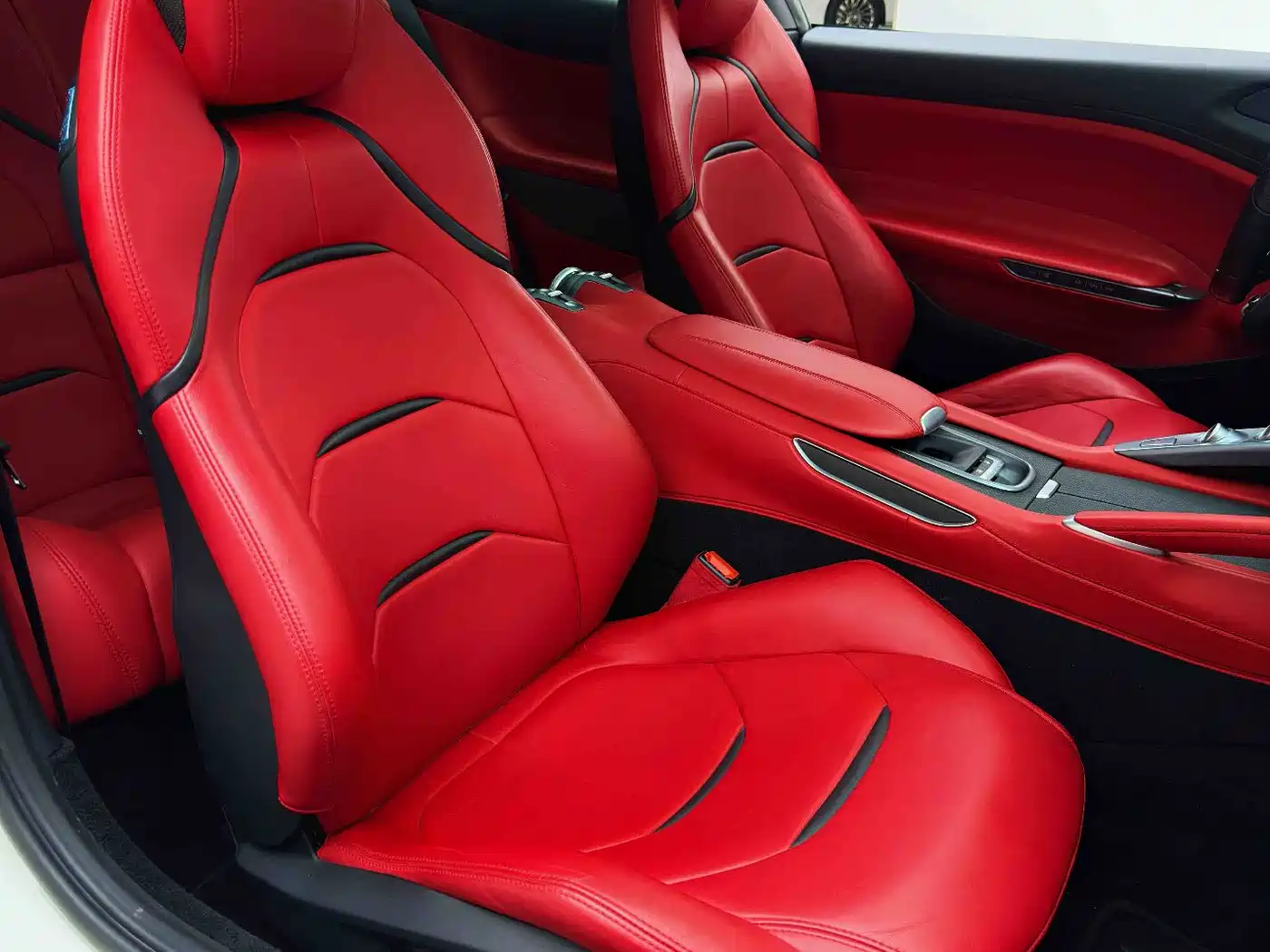 Ferrari GTC4Lusso 2019 2017 3.9T V8