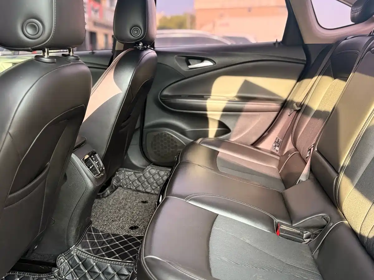 Buick Verano 2016 2015 Sedan 20T Dual-clutch Leading