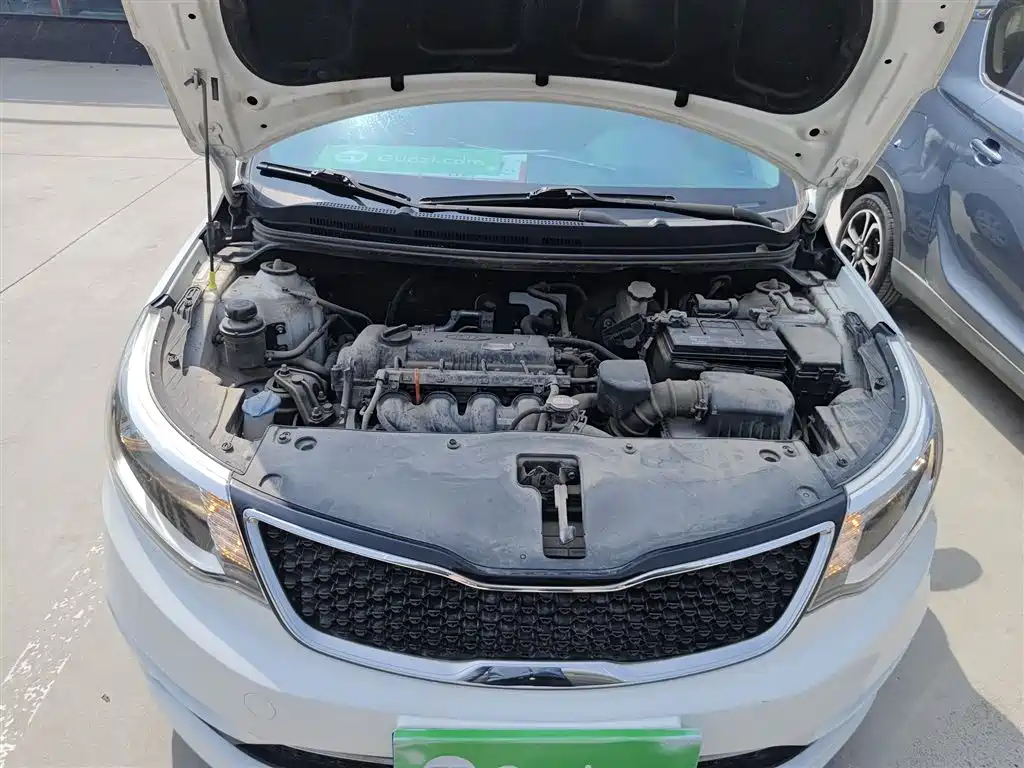 Kia K2 2015 Hatchback 1.4L MT GLS Cool Edition фото 16
