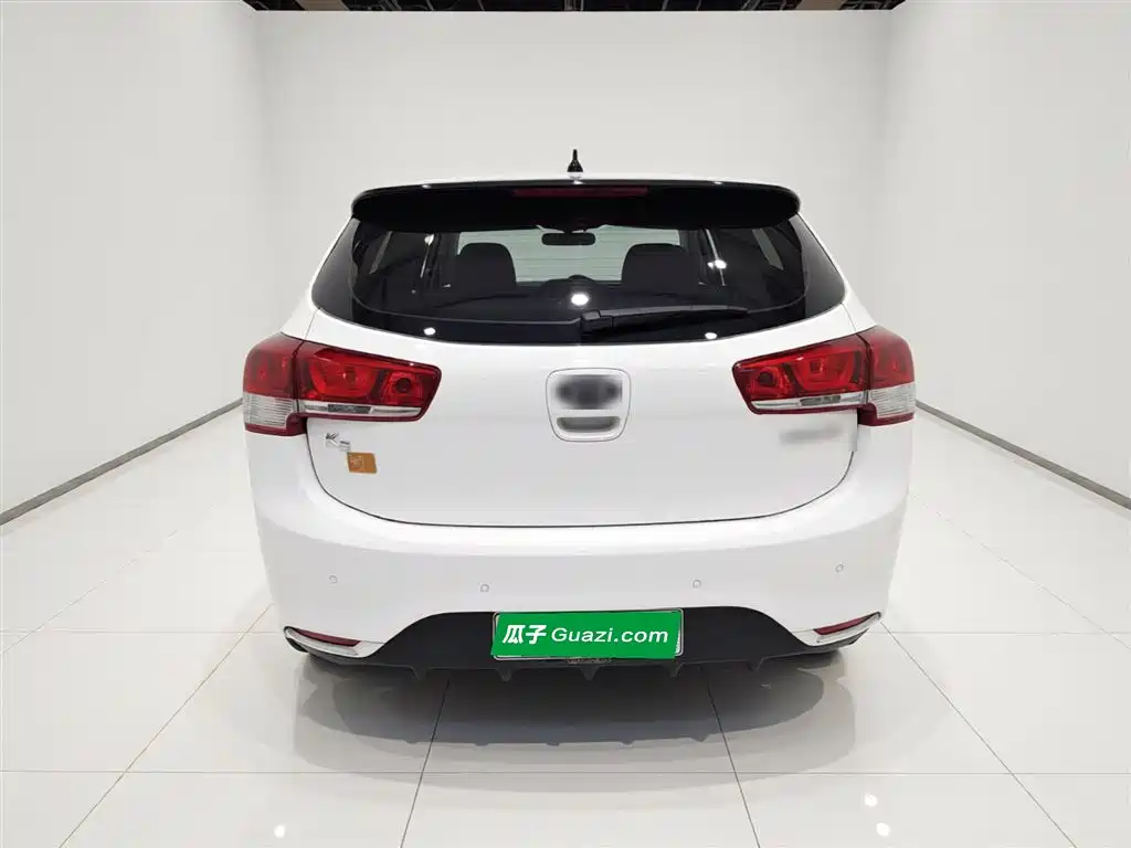 Kia K2 2015 Hatchback 1.4L MT GLS Cool Edition фото 4