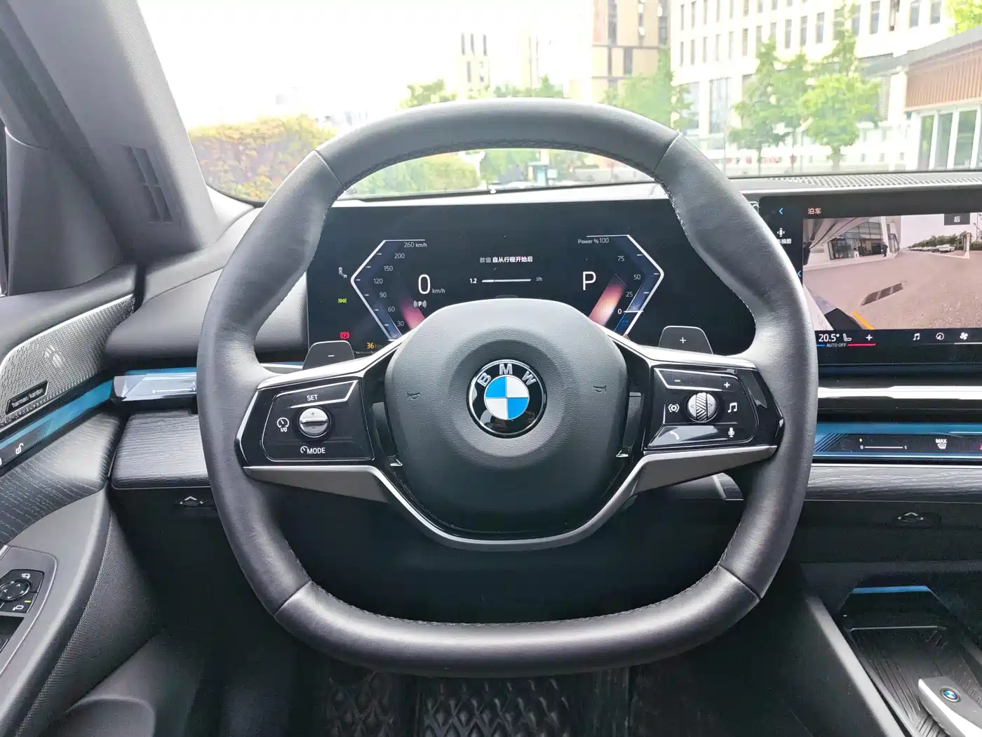BMW 5 Series 2024 530Li Leading Model Luxury Package фото 14